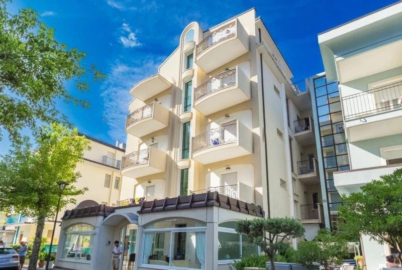 Hotel Ivana Misano Adriatico Luaran gambar