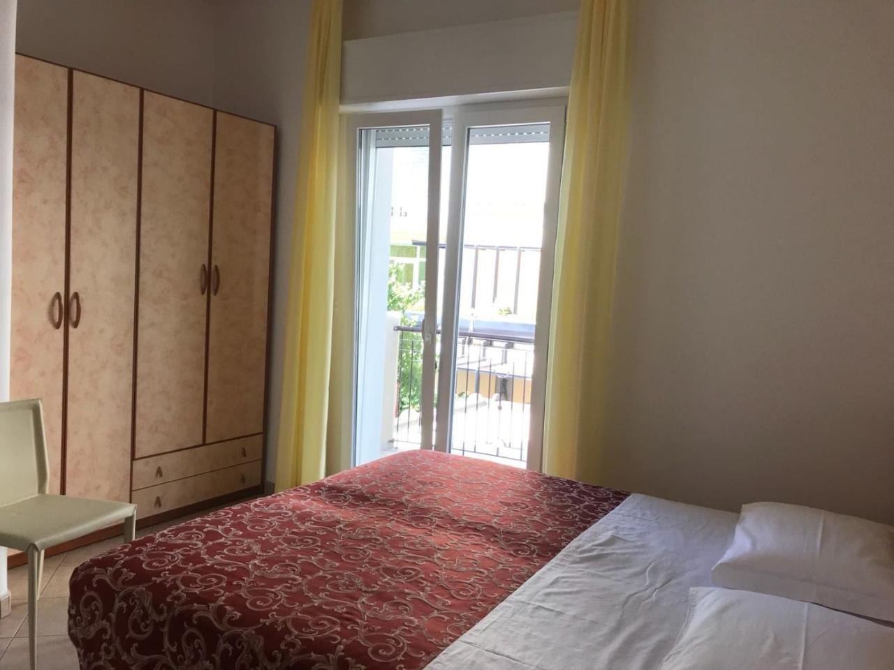 Hotel Ivana Misano Adriatico Luaran gambar